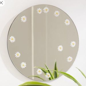 UO daisy round mirror